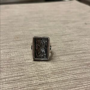 Silpada Silver and Black Floral Ring